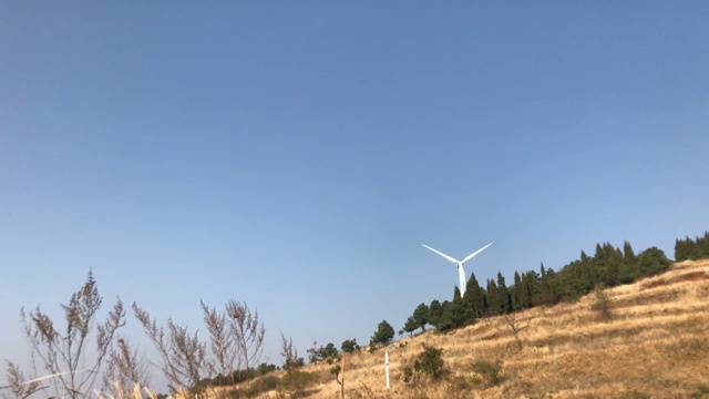 朗目山大风车视频素材