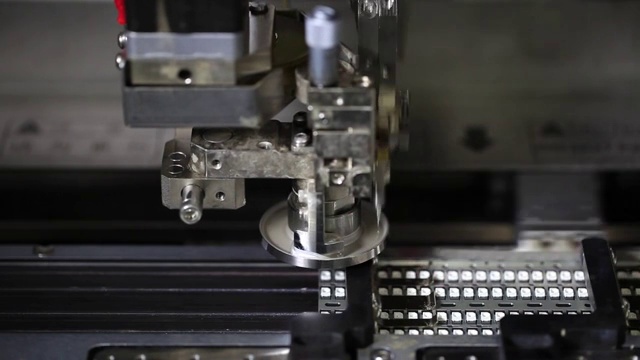机器在工厂里工作视频素材