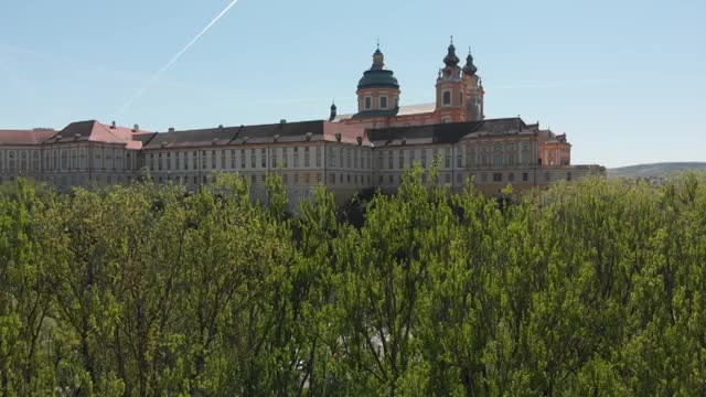航拍奥地利梅尔克修道院视频素材