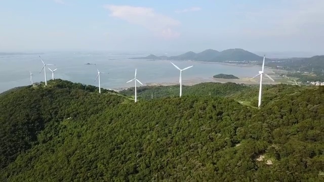 航拍广东省阳江海陵岛风车山视频素材