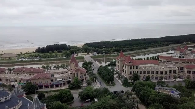 航拍广东省阳江海边别墅区视频素材