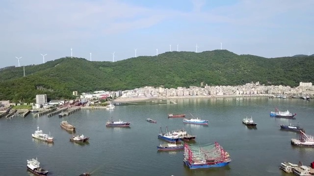 航拍广东省阳江海陵岛码头视频素材