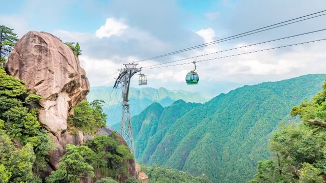 中国江西省三清山风景区的索道和缆车视频素材