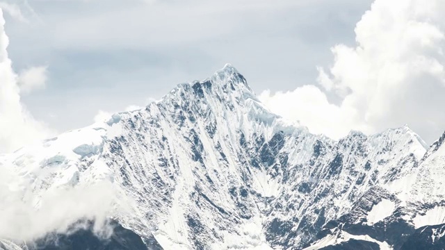 梅里雪山主峰太子峰延时摄影视频素材