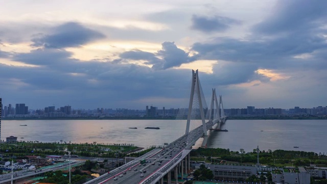 武汉二七长江大桥视频素材