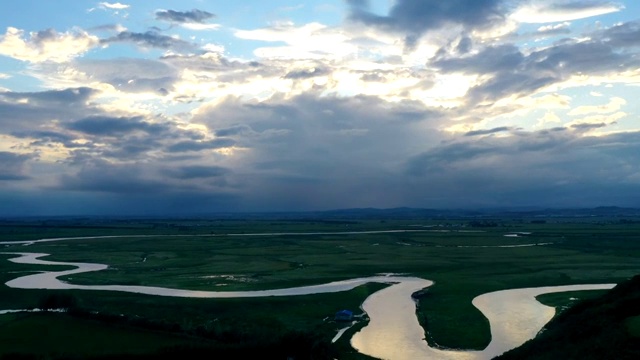 黑龙江鸡西：穆棱河河套云天视频素材