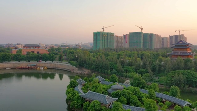 航拍广东遂溪孔子文化城的建筑风光视频素材