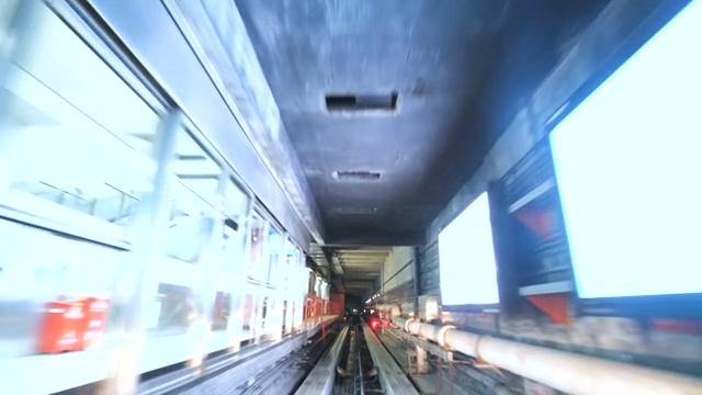 隧道交通视频下载