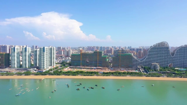 中国广西北海市的海岸城市风光视频素材