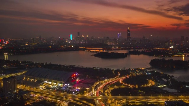 航拍日落中的南京视频素材