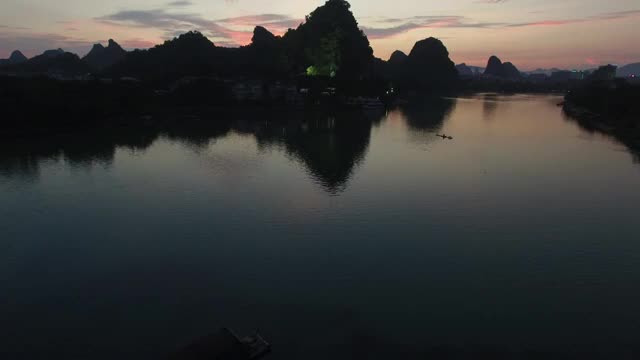 桂林山水上空的晚霞视频素材