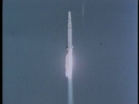 WS TU火箭发射器起飞/美国。视频素材