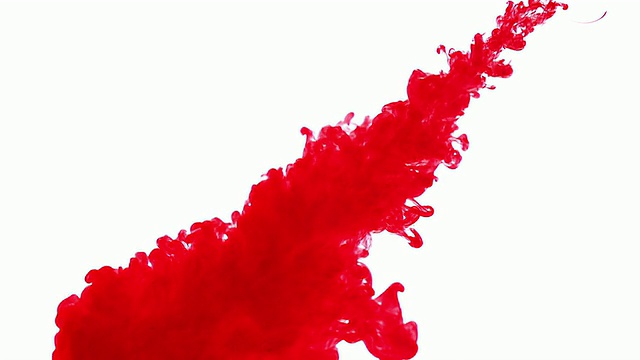 红色墨水在白色背景下落入水中，慢动作视频素材
