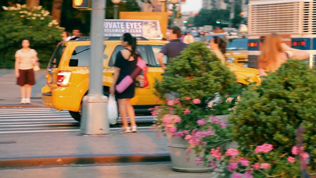 纽约繁忙的交通景象视频素材