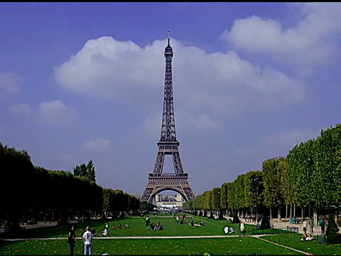 埃菲尔铁塔，巴黎视频素材