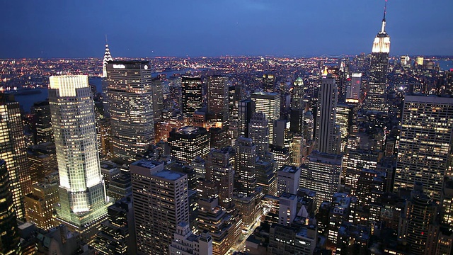 WS HA天际线在黄昏/曼哈顿，纽约，美国视频素材