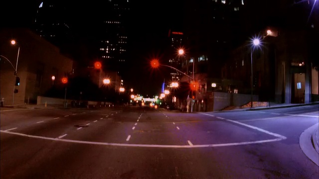 T/L, POV，晚上在高速公路上行驶，洛杉矶，加利福尼亚，美国视频下载