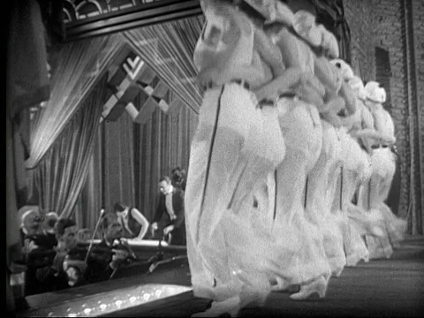 MS, LA, B&W，舞台上的Can - Can舞者，1920年视频下载