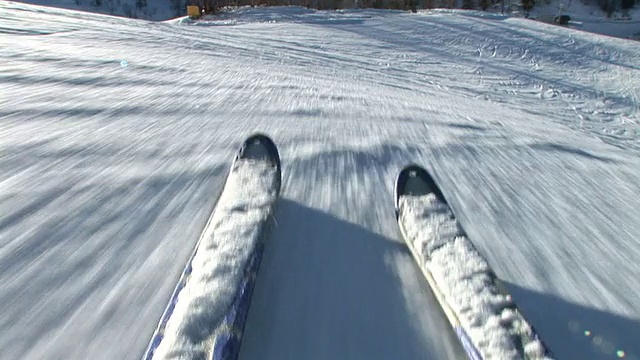 高清:滑雪下坡视频下载