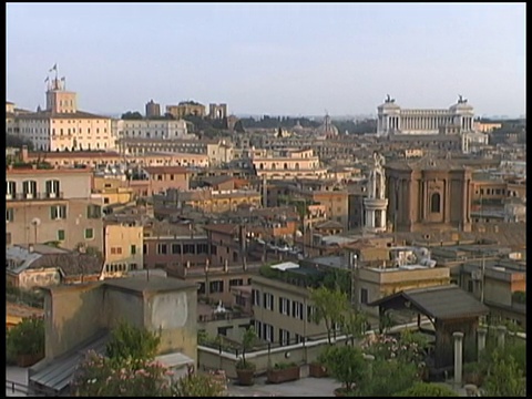 罗马屋顶(维托里奥·伊曼纽尔二世纪念碑)(白天)视频下载