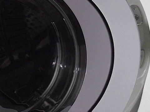 白色的洗衣机视频素材