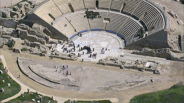 空中的圆形剧场由大希律，古凯撒利亚，以色列视频素材