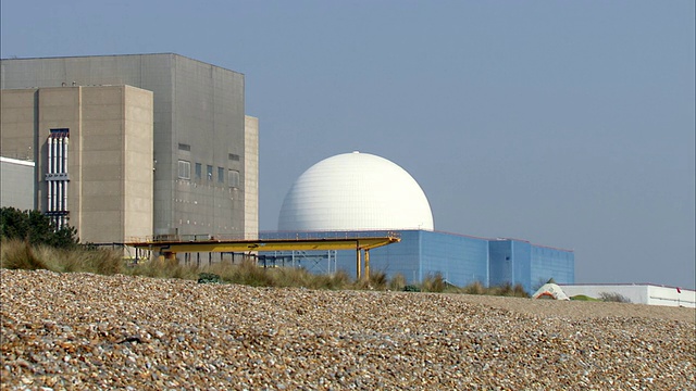 英国萨福克Sizewell核电站的MS Shot视频下载