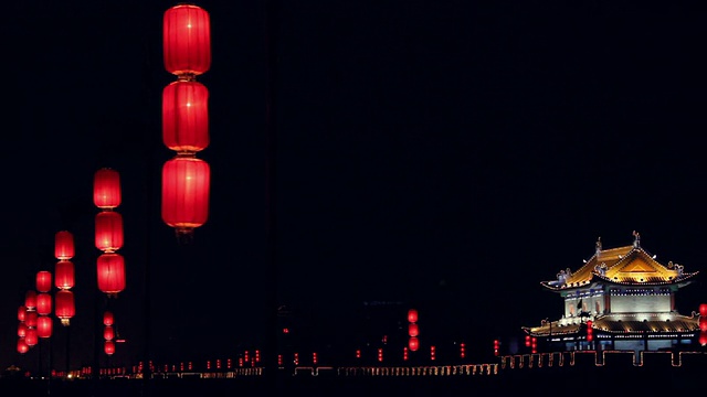 中国陕西西安城墙上的MS红灯笼视频素材