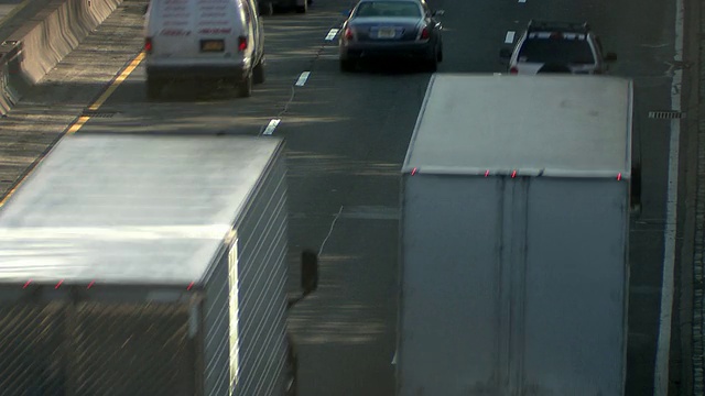 布朗克斯区的交叉布朗克斯区高速公路上的车辆白天都在行驶视频下载