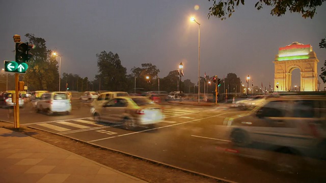 印度门前的交通视频素材