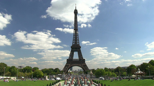 埃菲尔铁塔/巴黎，法兰西岛，法国视频下载