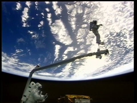 在太空工作的WA宇航员，美国宇航局视频下载