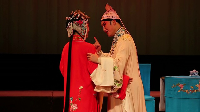 MS TS在剧院表演秦腔的艺术家，秦腔是中国西北地区代表性的民间戏曲视频下载