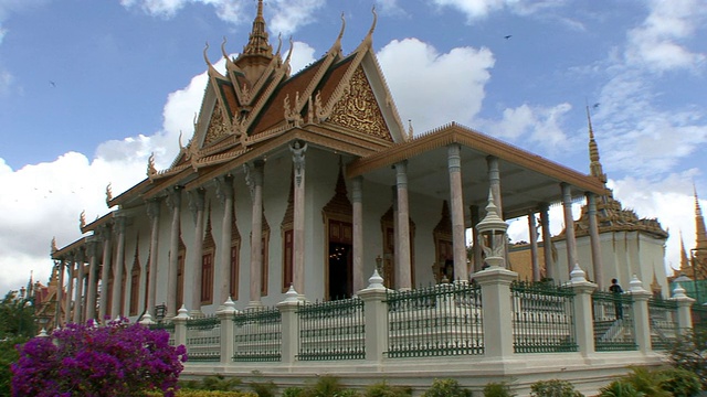 柬埔寨皇家宫殿在金边/柬埔寨金边视频下载