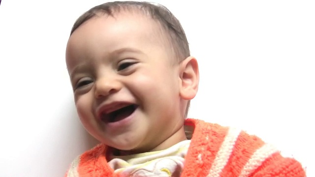 笑的婴儿视频下载