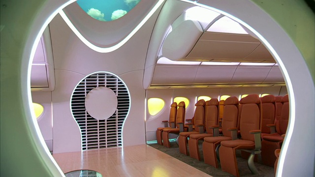 中型手持推入式-波音概念飞机的特点是在客舱的长毛绒，空气动力学座位。美国/华盛顿视频下载