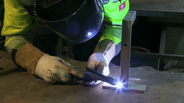 不锈钢焊接，德国，莱茵兰-普法尔茨视频下载