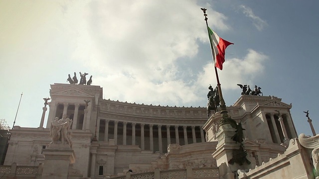 维克多·伊曼纽尔或罗马国家纪念碑祭坛视频素材