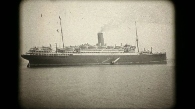 远洋班轮RMS Scythia - 1920's Vintage 16mm (HD1080)视频素材