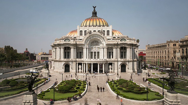 WS, TL Bellas Artes建筑位于墨西哥墨西哥城历史中心视频素材