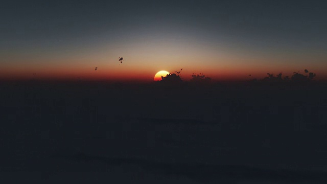 云层之上的日出视频素材