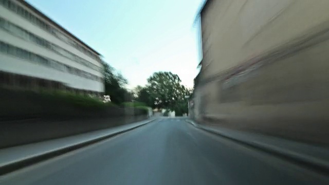 里昂驾驶视频下载