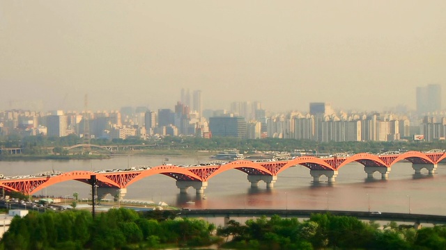WS T/L韩国首尔城山大yo大桥区域的交通视图视频素材
