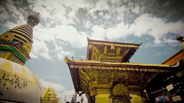 拍摄于尼泊尔加德满都的swayambhunath寺庙视频下载