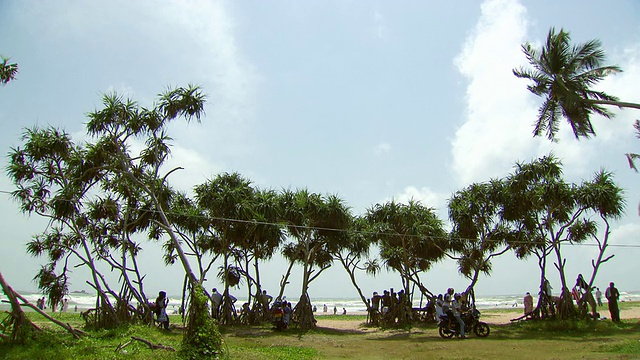繁忙的海滩地区/科伦坡，西部省，斯里兰卡视频素材