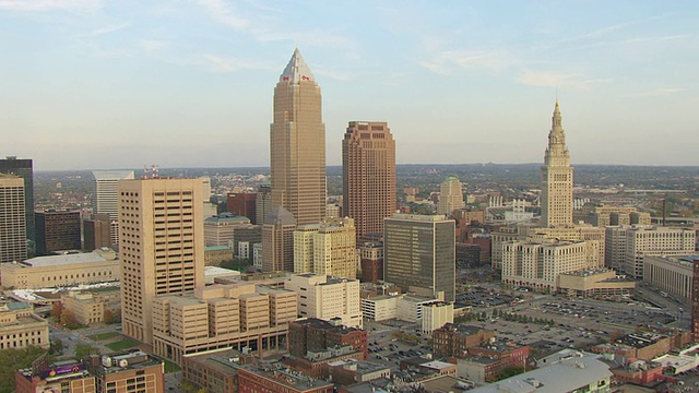 城市建筑鸟瞰图/克利夫兰，俄亥俄州，美国视频素材