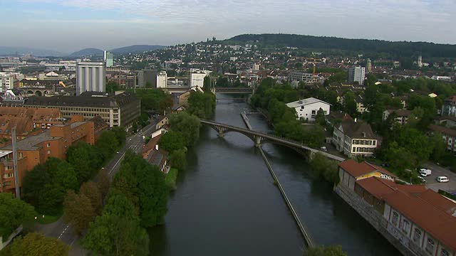WS鸟瞰图第五区和Limmat河/苏黎世市，瑞士苏黎世视频素材