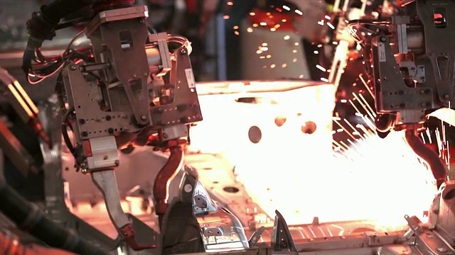 HD机器人焊接车身视频素材