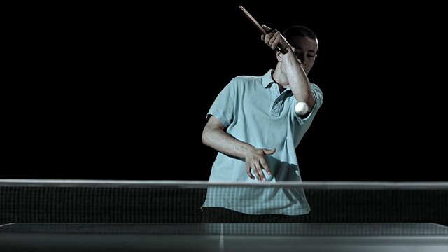 HD超级慢动作:青少年打乒乓球视频素材