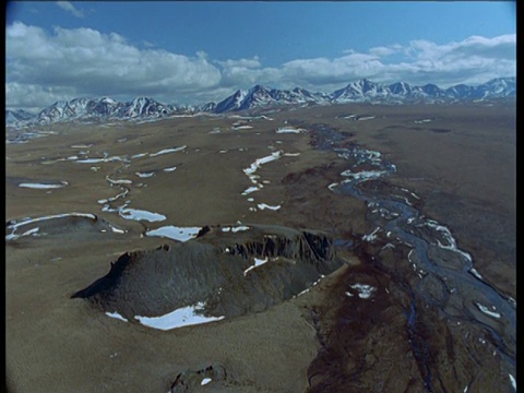 平顶山和山地景观，费尔班克斯，阿拉斯加视频下载